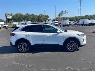 Ford Escape Plug-In Hybrid 2025 PHEV 4dr SUV