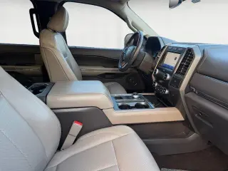Ford Expedition MAX 2021 4x2 XLT 4dr SUV
