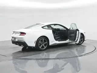 Ford Mustang 2025 EcoBoost 2dr Fastback