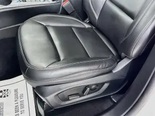 Ford Explorer 2023 AWD XLT 4dr SUV