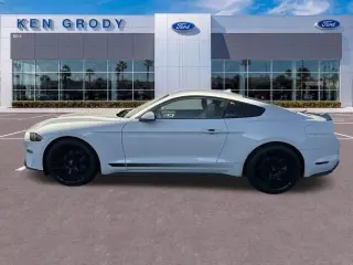 Ford Mustang 2022 EcoBoost 2dr Fastback