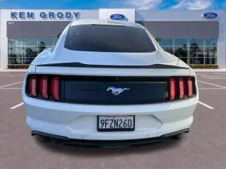 Ford Mustang 2022 EcoBoost 2dr Fastback