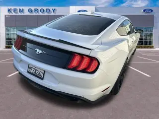Ford Mustang 2022 EcoBoost 2dr Fastback