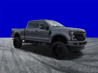 Ford F-250 Super Duty 2022 4x4 Lariat 4dr Crew Cab 6.8 ft. SB Pickup