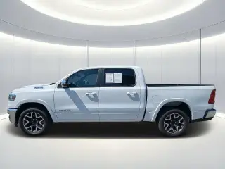 Ram 1500 2026 4x4 Laramie 4dr Crew Cab 5.6 ft. SB Pickup
