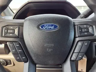 Ford F-250 Super Duty 2022 4x2 XLT 4dr SuperCab 6.8 ft. SB Pickup