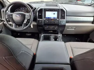 Ford F-250 Super Duty 2022 4x2 XLT 4dr SuperCab 6.8 ft. SB Pickup
