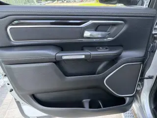Ram 1500 2019 4x4 Laramie 4dr Crew Cab 5.6 ft. SB Pickup