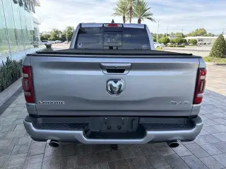 Ram 1500 2019 4x4 Laramie 4dr Crew Cab 5.6 ft. SB Pickup