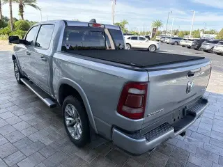 Ram 1500 2019 4x4 Laramie 4dr Crew Cab 5.6 ft. SB Pickup