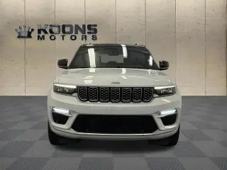 Jeep Grand Cherokee 2022 4x4 Summit 4dr SUV (midyear release)