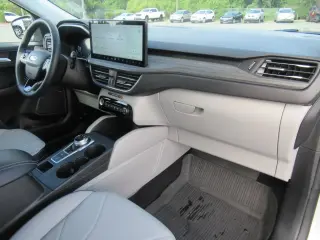 Ford Escape 2025 AWD Platinum 4dr SUV