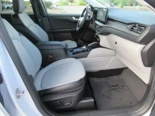 Ford Escape 2025 AWD Platinum 4dr SUV