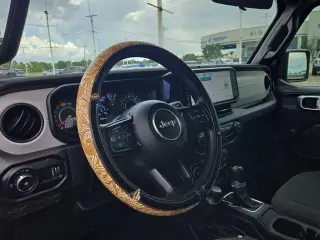 Jeep Wrangler 2024 4x4 Sport 2dr SUV
