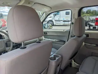 Ford Escape 2011 XLT 4dr SUV