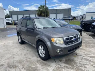 Ford Escape 2011 XLT 4dr SUV