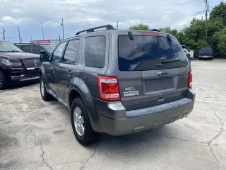 Ford Escape 2011 XLT 4dr SUV