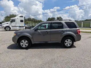 Ford Escape 2011 XLT 4dr SUV
