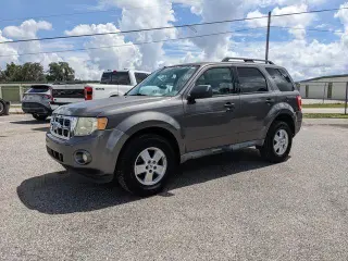 Ford Escape 2011 XLT 4dr SUV