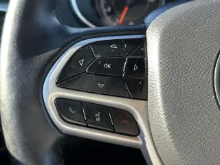 Jeep Cherokee 2019 4x4 Limited 4dr SUV