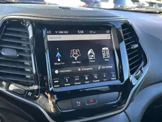 Jeep Cherokee 2019 4x4 Limited 4dr SUV