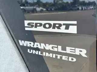 Jeep Wrangler Unlimited 2017 4x4 Sport 4dr SUV