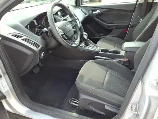 Ford Focus 2015 SE 4dr Hatchback