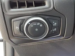 Ford Focus 2015 SE 4dr Hatchback