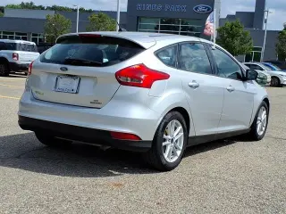 Ford Focus 2015 SE 4dr Hatchback