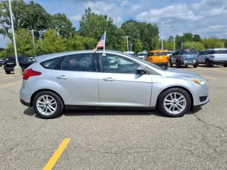 Ford Focus 2015 SE 4dr Hatchback