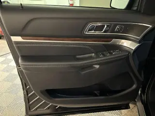 Ford Explorer 2019 AWD Limited 4dr SUV