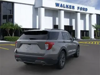 Ford Explorer 2024 XLT 4dr SUV