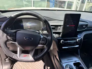 Ford Explorer 2021 AWD ST 4dr SUV