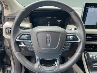 Lincoln Nautilus 2023 AWD Reserve 4dr SUV