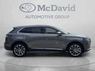 Lincoln Nautilus 2023 AWD Reserve 4dr SUV