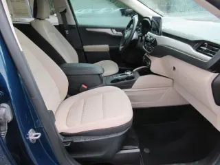 Ford Escape 2020 SE 4dr SUV