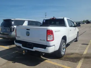 Ram 1500 2022 4x4 Big Horn 4dr Crew Cab 5.6 ft. SB Pickup
