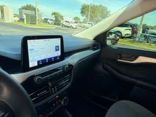Ford Escape 2022 SE 4dr SUV