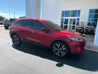 Ford Escape 2022 SE 4dr SUV