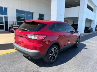 Ford Escape 2022 SE 4dr SUV