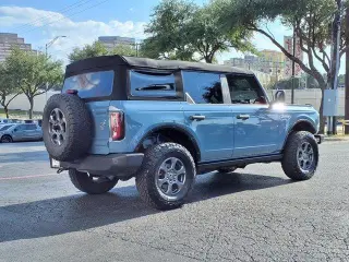 Ford Bronco 2023 4x4 Big Bend 4dr SUV