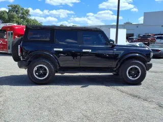 Ford Bronco 2021 4x4 Outer Banks 4dr SUV