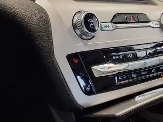 Ford Explorer 2023 AWD XLT 4dr SUV