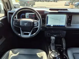 Ford Bronco 2022 4x4 Black Diamond 4dr SUV