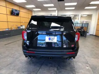 Ford Explorer 2023 AWD ST 4dr SUV