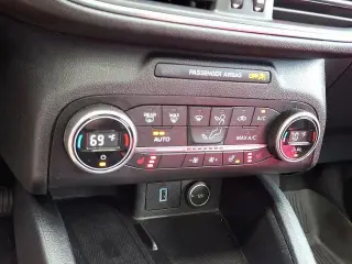 Ford Escape Hybrid 2020 AWD Titanium 4dr SUV