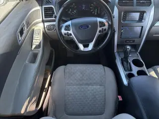 Ford Explorer 2014 XLT 4dr SUV