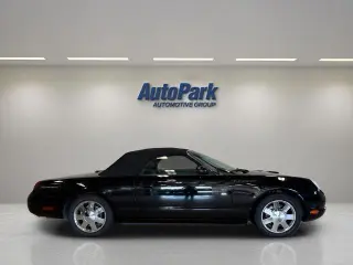 Ford Thunderbird 2002 Deluxe 2dr Convertible