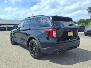 Ford Explorer 2024 AWD ST 4dr SUV