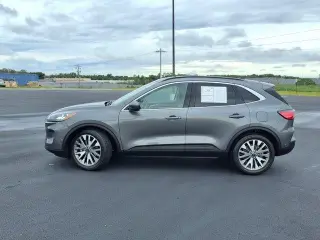 Ford Escape Hybrid 2021 Titanium 4dr SUV
